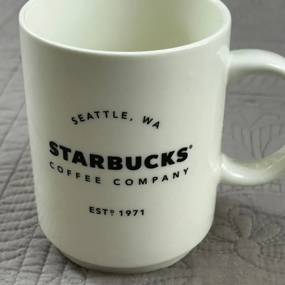 Starbucks Coffee Company Mug Seattle WA Est. 1971 14 oz. 1998 Great Condition